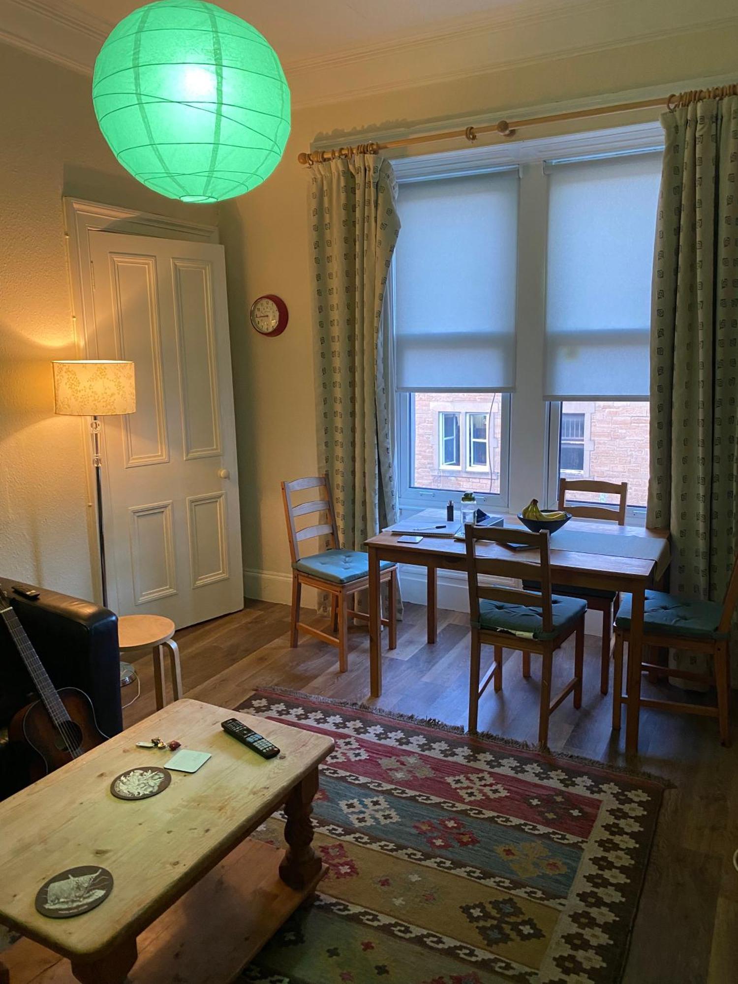 Central Room In Historic Tenement Shared Apartment Near Old Town Edinburgh Bagian luar foto
